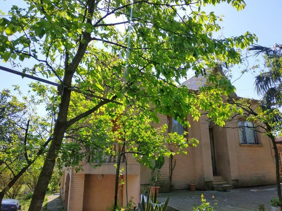 Сибиряк Tskaltubo Exterior foto